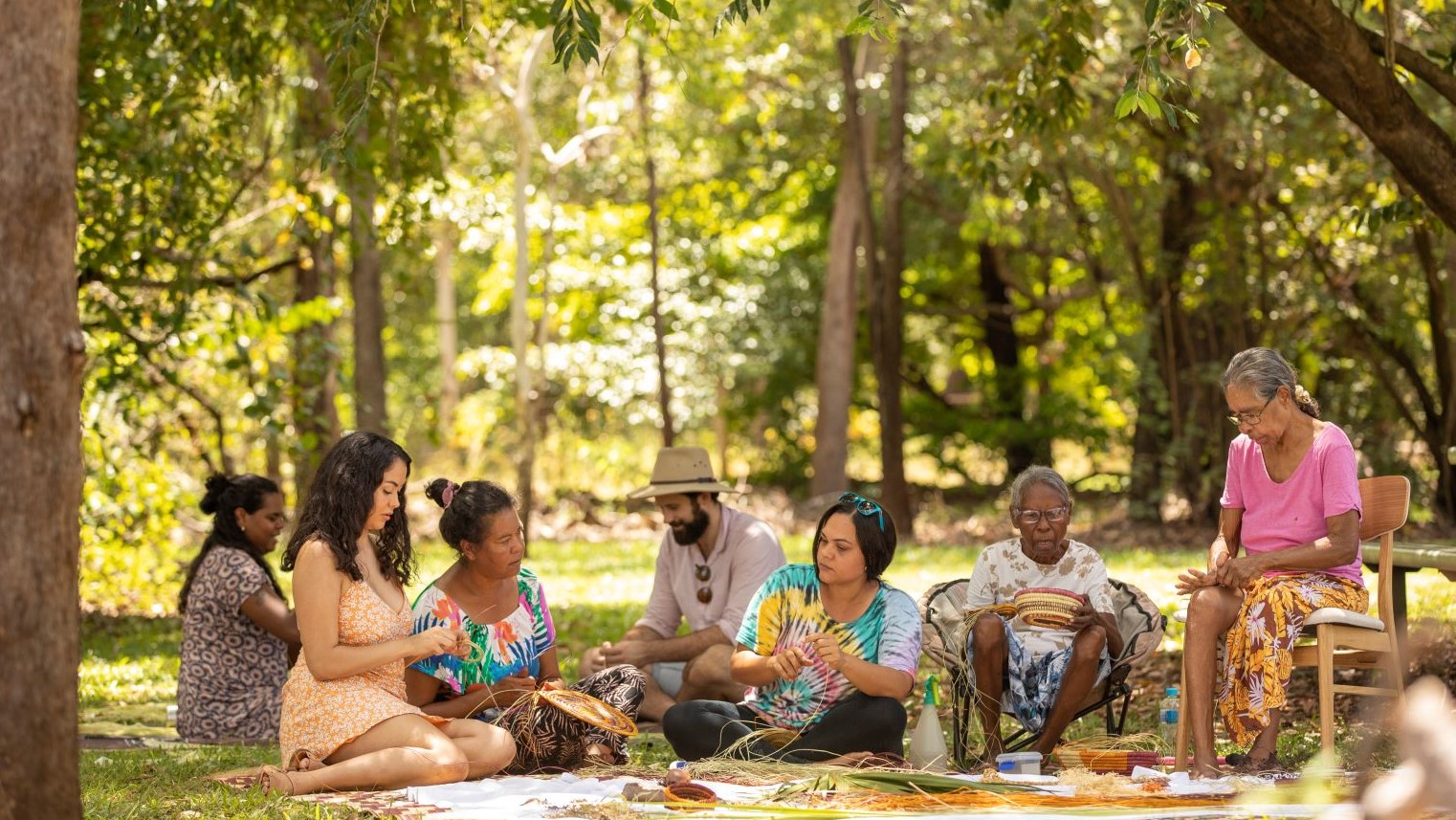 Weaving With the Traditional Owners There’s No Place Like Kakadu…for Indigenous Culture